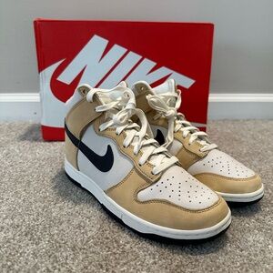 Women’s Nike Dunk High Prm MF